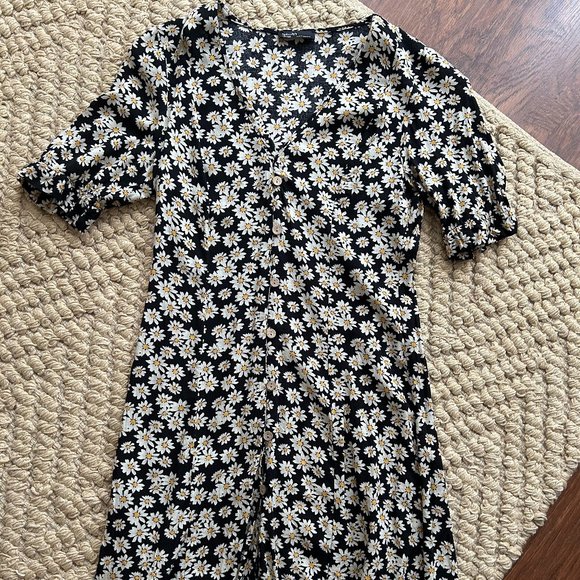 Nobody's Child Daisy Dress - Picture 2 of 5